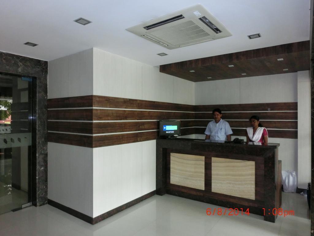 Hotel Thulashi Park เชนไน ภายนอก รูปภาพ